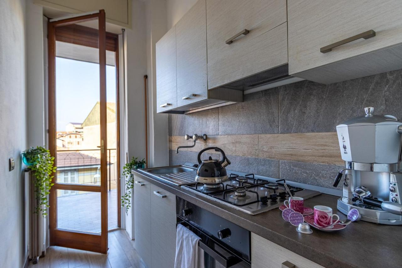 Blue Wave Apartment Arona - Lago Maggiore Luaran gambar