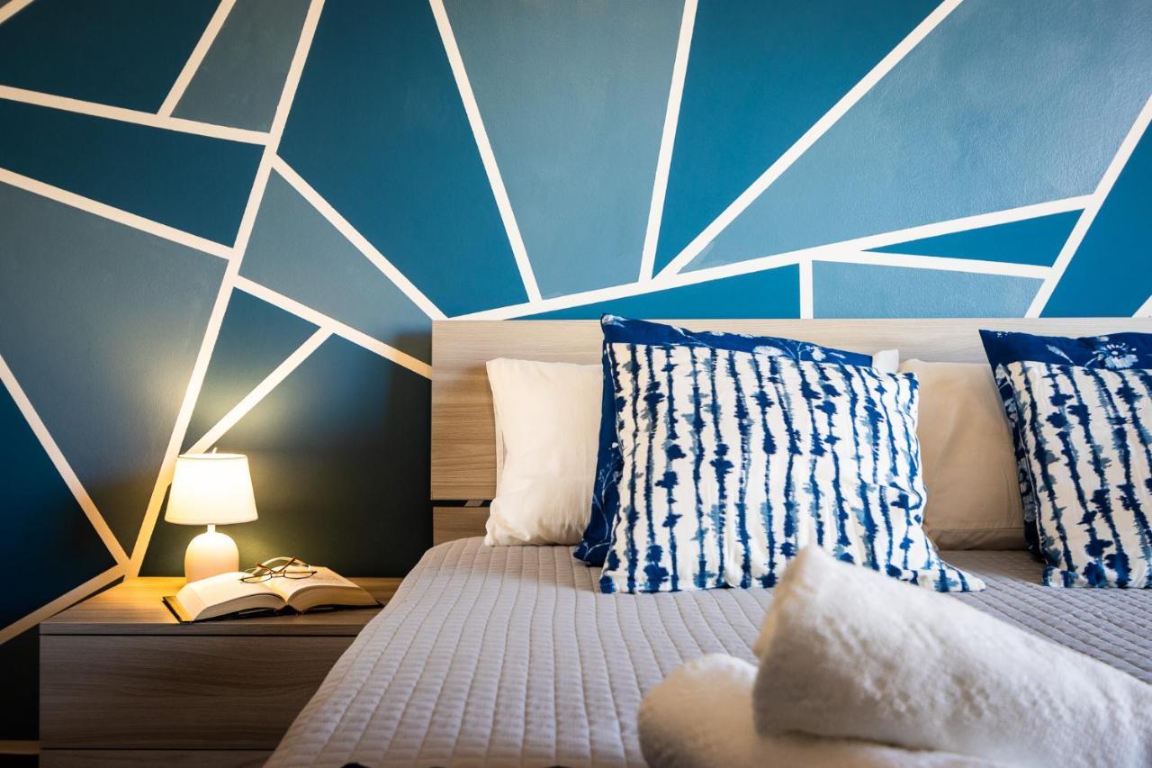 Blue Wave Apartment Arona - Lago Maggiore Luaran gambar