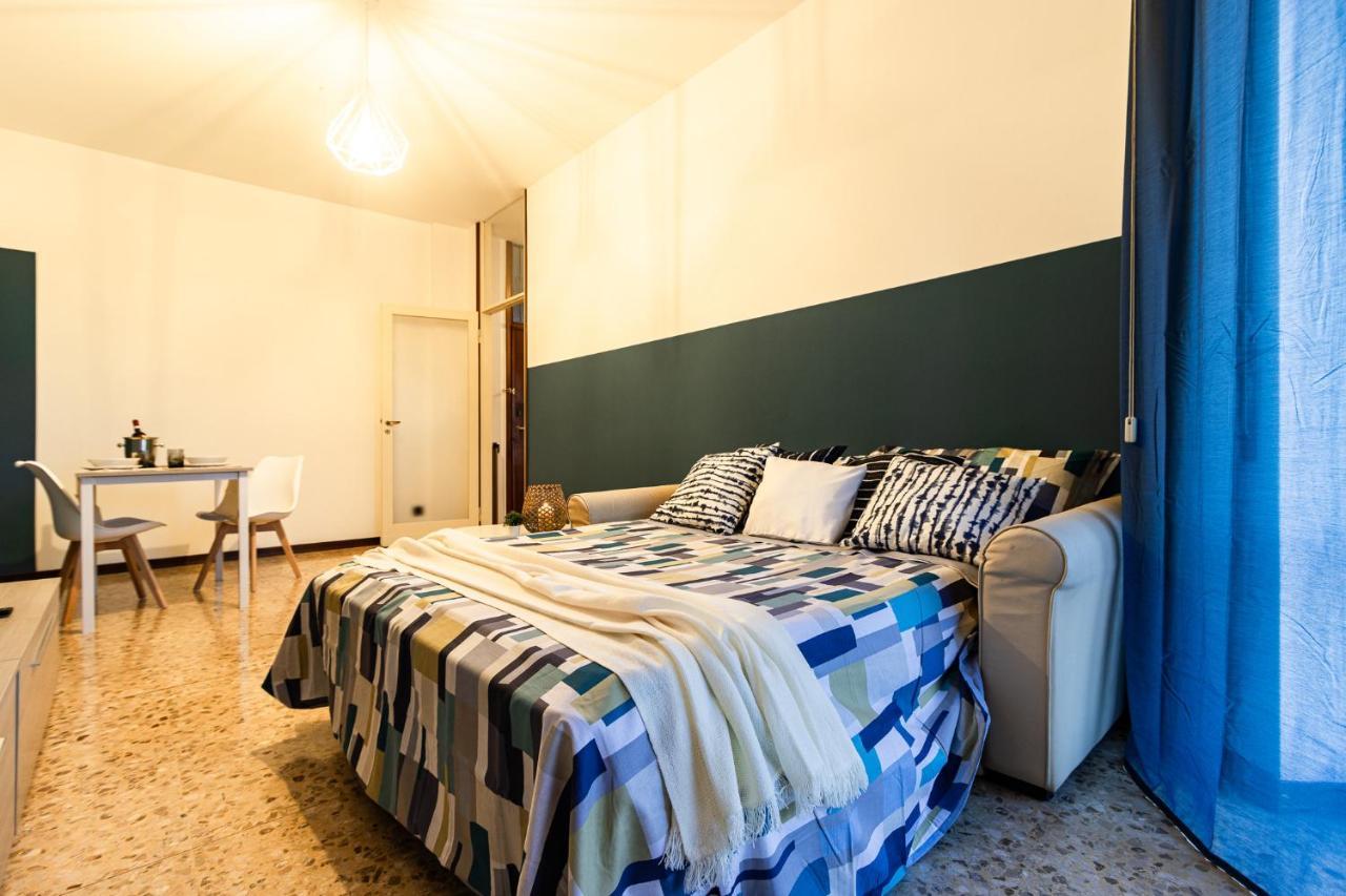 Blue Wave Apartment Arona - Lago Maggiore Luaran gambar
