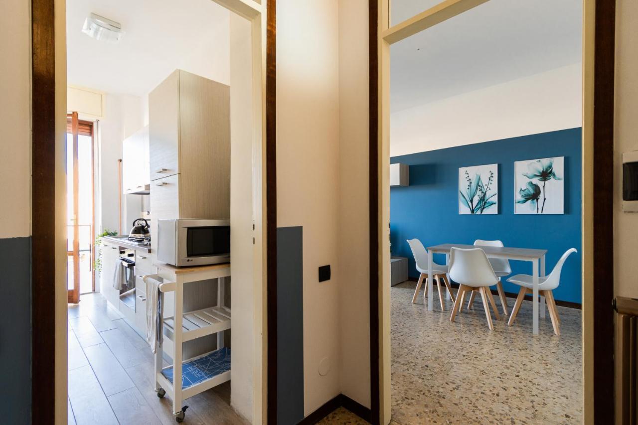 Blue Wave Apartment Arona - Lago Maggiore Luaran gambar
